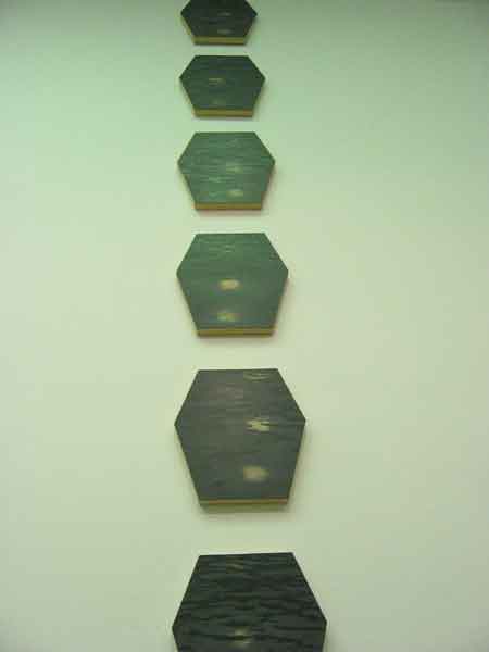 135-3577_IMG